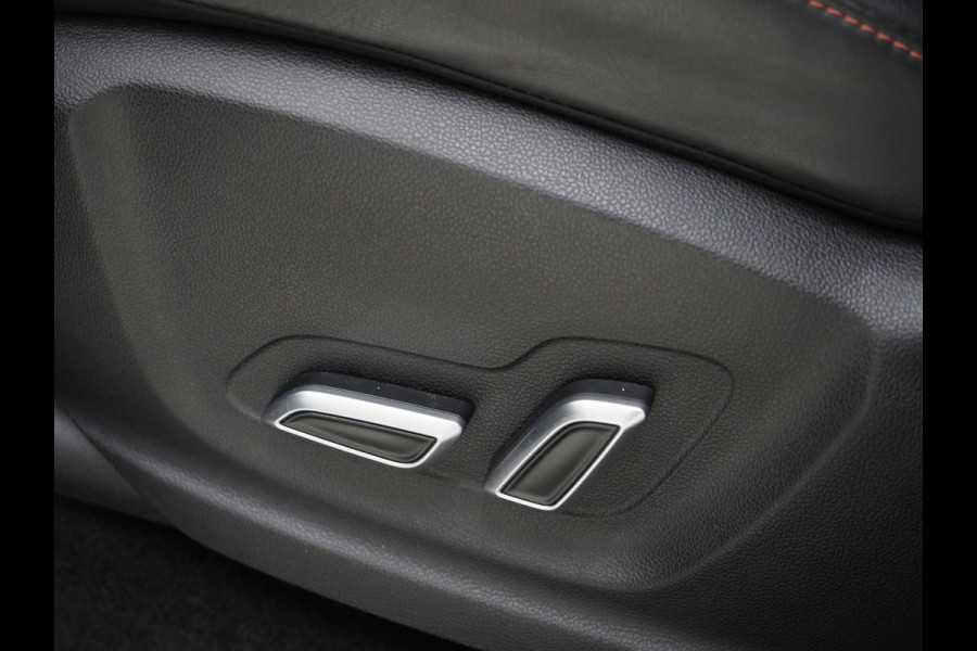 MG EHS 1.5 TGDI Luxury | Panoramadak | Adaptive Cruise | Sportstoelen | 360 | Keyless | Carplay