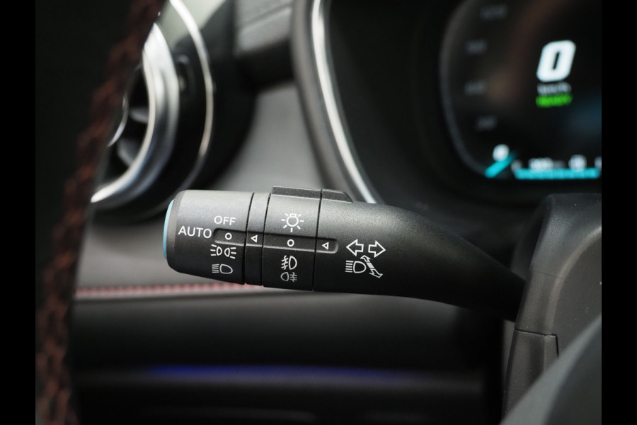 MG EHS 1.5 TGDI Luxury | Panoramadak | Adaptive Cruise | Sportstoelen | 360 | Keyless | Carplay