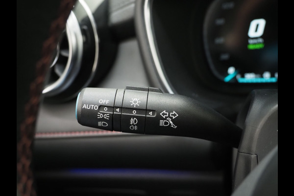 MG EHS 1.5 TGDI Luxury | Panoramadak | Adaptive Cruise | Sportstoelen | 360 | Keyless | Carplay