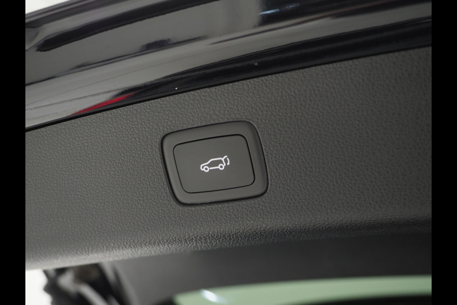 MG EHS 1.5 TGDI Luxury | Panoramadak | Adaptive Cruise | Sportstoelen | 360 | Keyless | Carplay