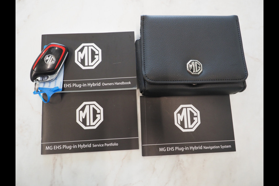 MG EHS 1.5 TGDI Luxury | Panoramadak | Adaptive Cruise | Sportstoelen | 360 | Keyless | Carplay
