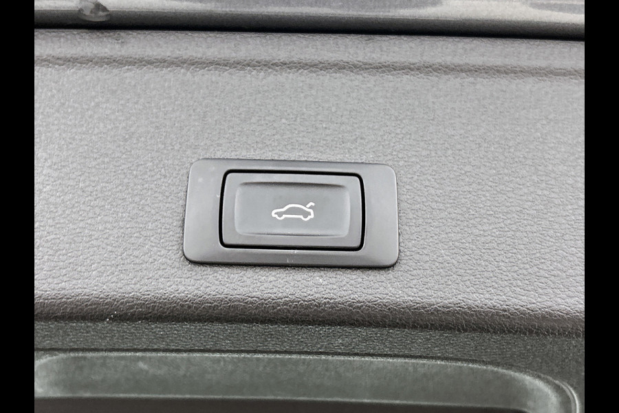 Audi A4 Avant 2.0 TFSI ultra Sport Pro Line S( Perfect OnderH, Navi, StoelV, Leer, Climate, PDC V+A, Etc)