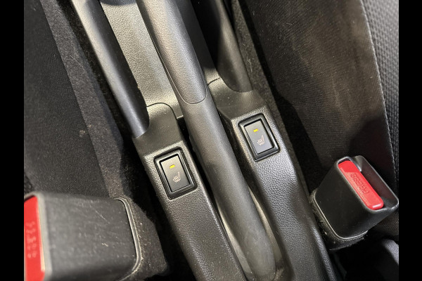 Suzuki Swift 1.2 Style Smart Hybrid | navigatie | stoelverwarming | blind-spot | LED | adaptive cuise |