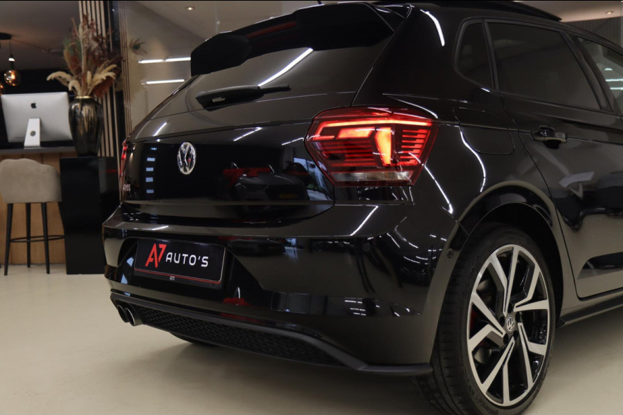 Volkswagen Polo 2.0 TSI GTI PANO/BEATS/CARPLAY/KEYLES/ACC/CAM/STOELV/VOL