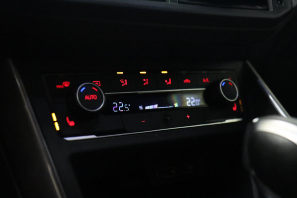 Volkswagen Polo 2.0 TSI GTI PANO/BEATS/CARPLAY/KEYLES/ACC/CAM/STOELV/VOL