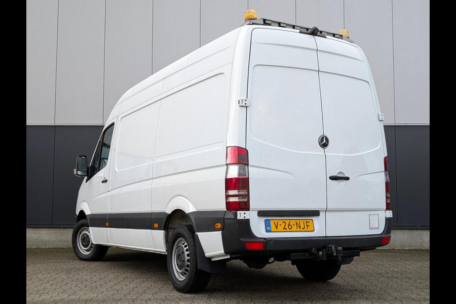 Mercedes-Benz Sprinter 316 160PK RWD 3500KG TREKHAAK AIRCO STANDKACHEL L2H2