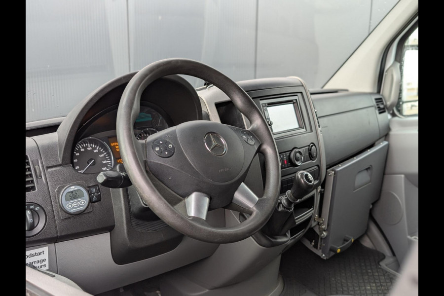 Mercedes-Benz Sprinter 316 160PK RWD 3500KG TREKHAAK AIRCO STANDKACHEL L2H2