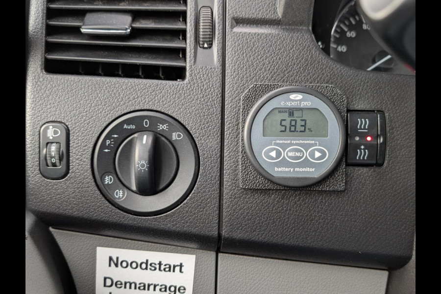 Mercedes-Benz Sprinter 316 160PK RWD 3500KG TREKHAAK AIRCO STANDKACHEL L2H2