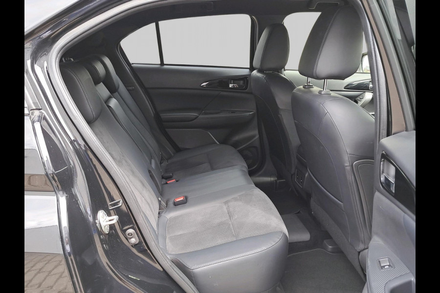 Mitsubishi Eclipse Cross 2.4 PHEV Black Edition | Adaptive Cruise | Navigatie | Apple Carplay | Android Auto