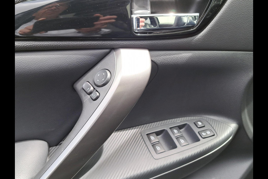 Mitsubishi Eclipse Cross 2.4 PHEV Black Edition | Adaptive Cruise | Navigatie | Apple Carplay | Android Auto
