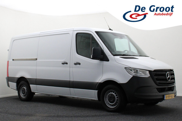 Mercedes-Benz Sprinter 317 CDI Aut. L2H1 Leer, 3-Zits, Camera, Standkachel, Apple Carplay, Cruise, DAB Mercedes-Benz Sprinter 317 CDI Aut. L2H1 Leer, 3-Zits, Camera, Standkachel, Apple Carplay, Cruise, DAB