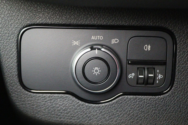 Mercedes-Benz Sprinter 317 CDI Aut. L2H1 Leer, 3-Zits, Camera, Standkachel, Apple Carplay, Cruise, DAB Mercedes-Benz Sprinter 317 CDI Aut. L2H1 Leer, 3-Zits, Camera, Standkachel, Apple Carplay, Cruise, DAB