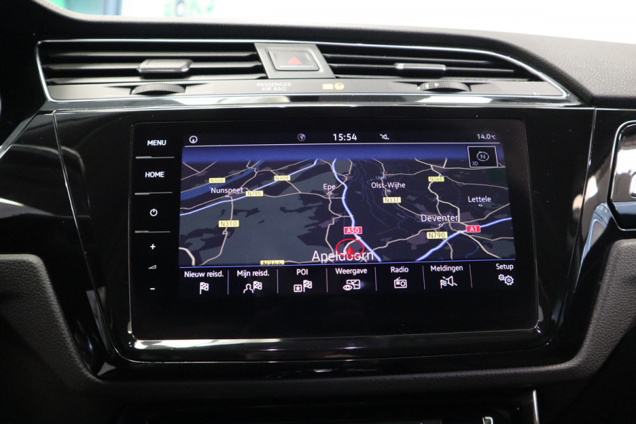 Volkswagen Touran 1.5 TSI Highline Business R Navigatie Full-led Adaptive-Cruise
