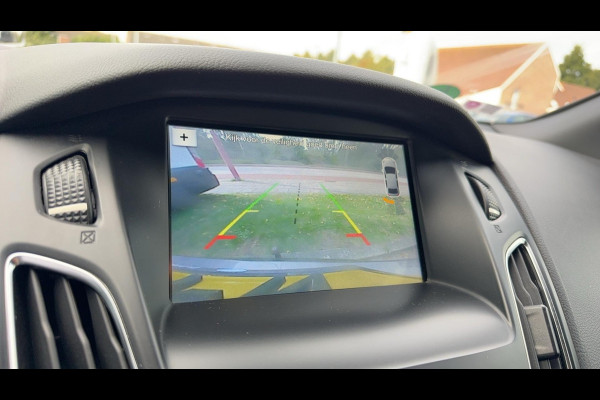 Ford FOCUS Wagon 1.0 Ecoboost ST-Line 125pk Trekhaak | Achteruitrijcamera | Winterpack | Android auto / Apple Carplay Ford FOCUS Wagon 1.0 Ecoboost ST-Line 125pk Trekhaak | Achteruitrijcamera | Winterpack | Android auto / Apple Carplay