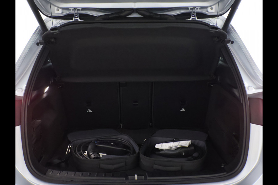 Mercedes-Benz GLA 250 e AMG Plug-In Hybride AMG Line | Dodehoek Assist | 11kW Laden | MiltiBeam Koplampen | Stuur en Stoelverwarming. Inclusief 24 maanden MB Certified garantie voor Europa.