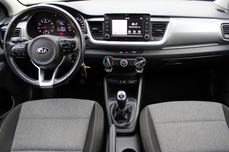 Kia Stonic 1.0 T-GDi DynamicLine | Navigatie | Camera | Carplay Kia Stonic 1.0 T-GDi DynamicLine | Navigatie | Camera | Carplay