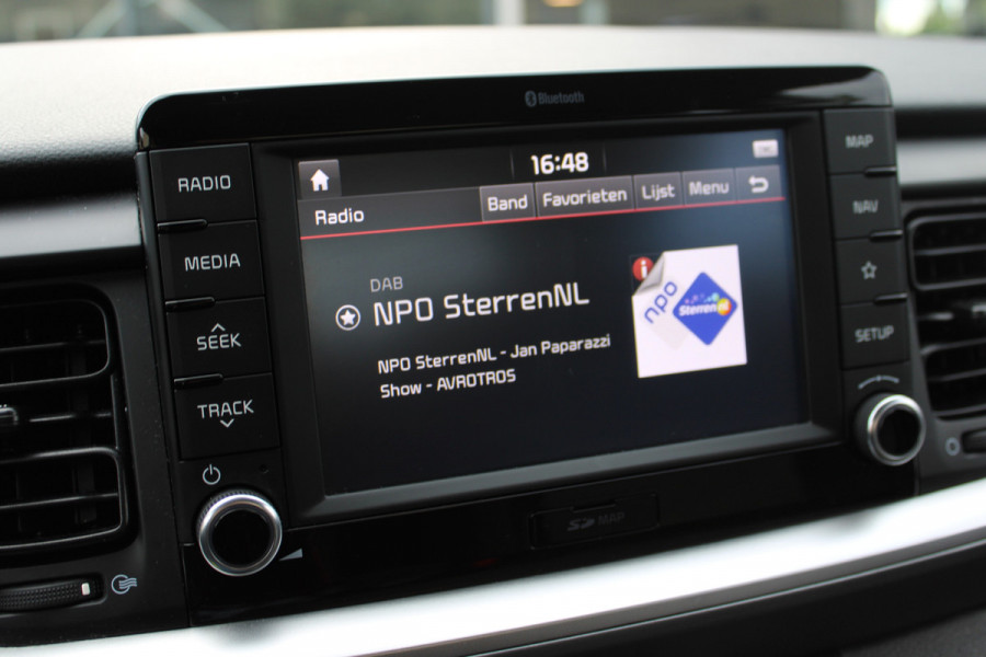 Kia Stonic 1.0 T-GDi DynamicLine | Navigatie | Camera | Carplay Kia Stonic 1.0 T-GDi DynamicLine | Navigatie | Camera | Carplay