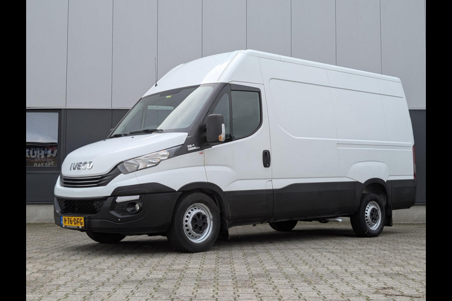 Iveco Daily 35S14V 2.3 AUTOMAAT 3500KG TREKHAAK CRUISE AIRCO NAVI