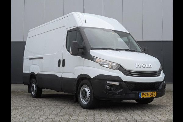 Iveco Daily 35S14V 2.3 AUTOMAAT 3500KG TREKHAAK CRUISE AIRCO NAVI