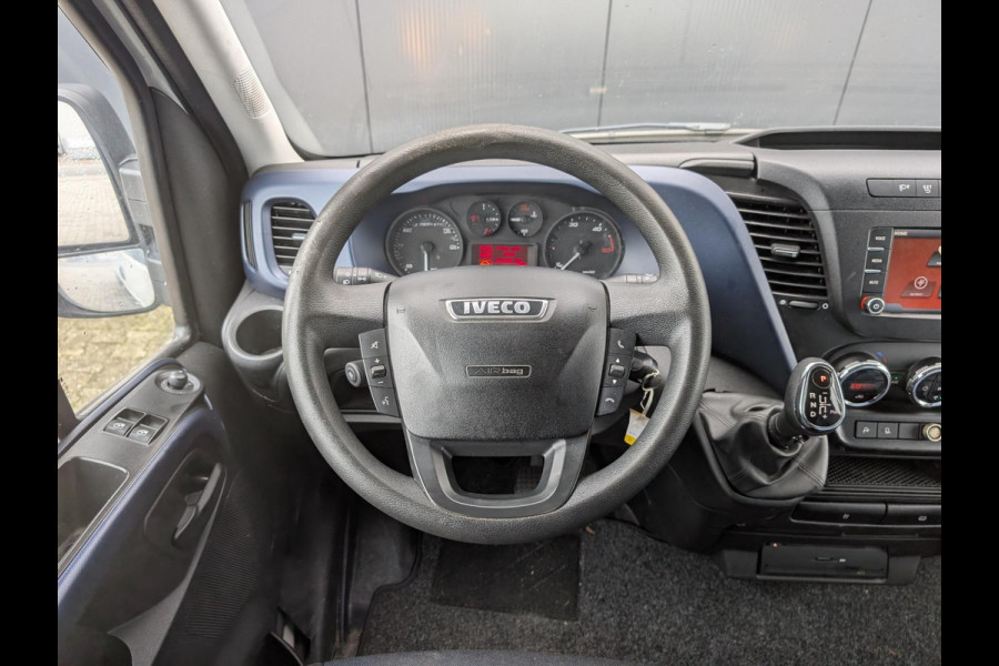 Iveco Daily 35S14V 2.3 AUTOMAAT 3500KG TREKHAAK CRUISE AIRCO NAVI