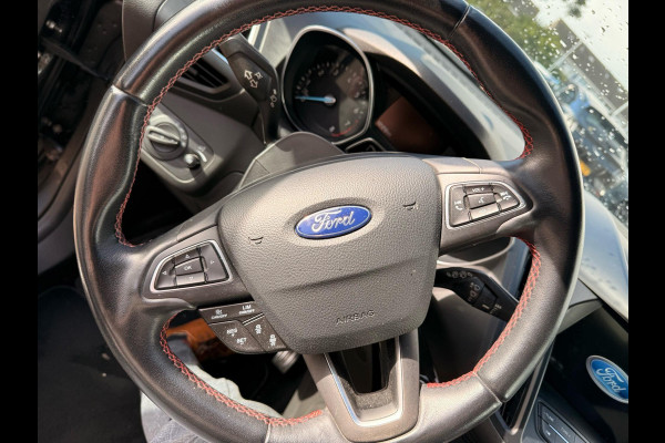 Ford Kuga 1.5 EcoBoost ST Line 150pk Adaptieve Cruise | Trekhaak | Achteruitrijcamera | Stoelverwarming | Nieuwe distributieriem ! | Elektrische Achterklep | Dealer onderhouden Ford Kuga 1.5 EcoBoost ST Line 150pk Adaptieve Cruise | Trekhaak | Achteruitrijcamera | Stoelverwarming | Nieuwe distributieriem ! | Elektrische Achterklep | Dealer onderhouden