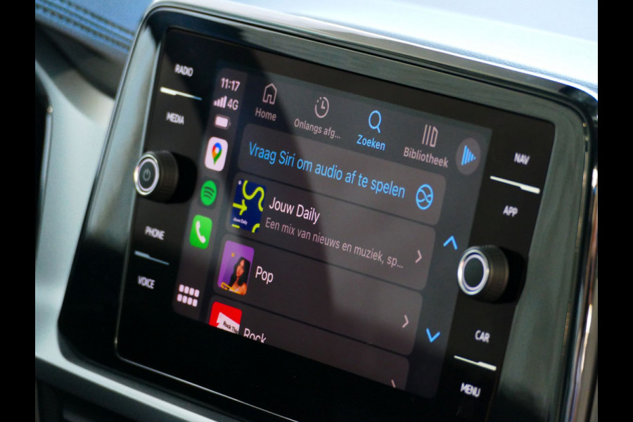 Volkswagen T-Roc ✅NIEUWE AUTO✅ 1.5 TSI 150PK R-LINE EVO IQ LIGHT ALCANTARA ELEK.KLEP CARPLAY STOEL/STUUR VERW. 18"LMV VIR.COCKPIT RLINE R LINE "Volkswagen rijden begint bij Topautos.nl – 75 topmodellen direct op voorraad!"