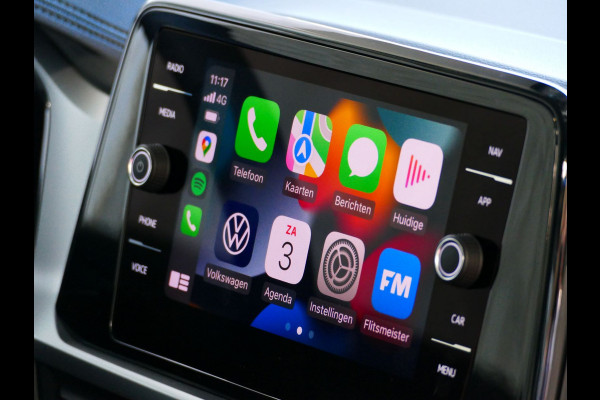 Volkswagen T-Roc ✅NIEUWE AUTO✅ 1.5 TSI 150PK R-LINE EVO IQ LIGHT ALCANTARA ELEK.KLEP CARPLAY STOEL/STUUR VERW. 18"LMV VIR.COCKPIT RLINE R LINE "Volkswagen rijden begint bij Topautos.nl – 75 topmodellen direct op voorraad!"