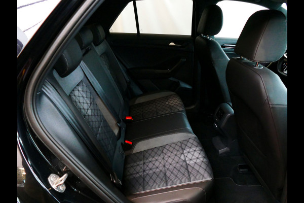 Volkswagen T-Roc ✅NIEUWE AUTO✅ 1.5 TSI 150PK R-LINE EVO IQ LIGHT ALCANTARA ELEK.KLEP CARPLAY STOEL/STUUR VERW. 18"LMV VIR.COCKPIT RLINE R LINE "Volkswagen rijden begint bij Topautos.nl – 75 topmodellen direct op voorraad!"