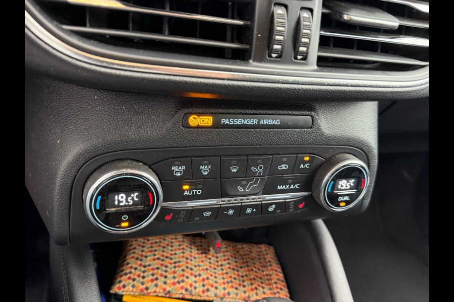 Ford FOCUS Wagon 1.5 EcoBoost Titanium Business 150pk Adaptieve Cruise | Wegklapbare Trekhaak | Winterpack | Full LED | Achteruitrijcamera | Dodehoeksensoren | B&O Audio
