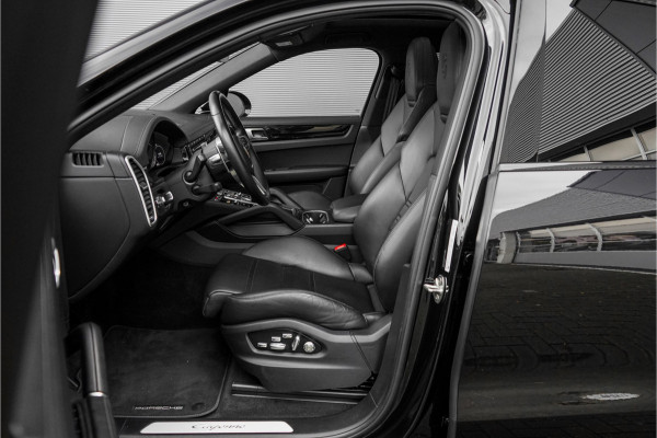 Porsche Cayenne Coupé 3.0 E-Hybrid Sport Design Sport Chrono 4WS Bose 21"