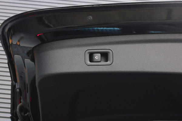 Mercedes-Benz GLE AMG 53 Hybrid 4MATIC+ Night Edition Premium Plus / BURMESTER / TREKHAAK / FULL DEALER AUTO / LUCHTVERING