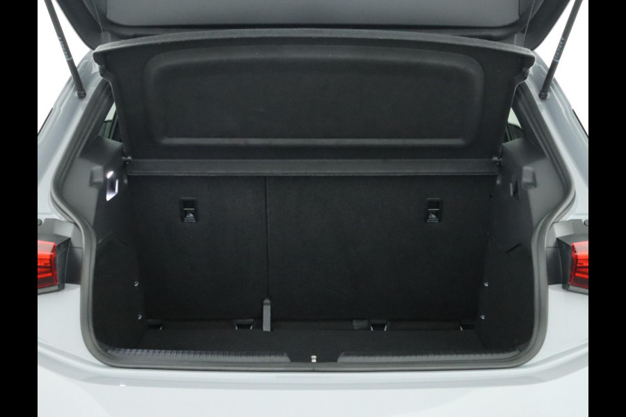 CUPRA Born Business 62 kWh|SOH 90%|Camera|ACC|LED| CUPRA Born Business 62 kWh|SOH 90%|Camera|ACC|LED|