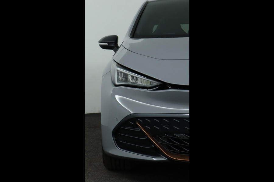 CUPRA Born Business 62 kWh|SOH 90%|Camera|ACC|LED| CUPRA Born Business 62 kWh|SOH 90%|Camera|ACC|LED|