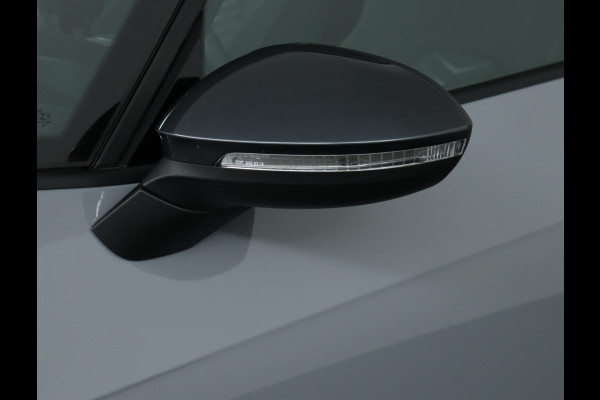 CUPRA Born Business 62 kWh|SOH 90%|Camera|ACC|LED| CUPRA Born Business 62 kWh|SOH 90%|Camera|ACC|LED|
