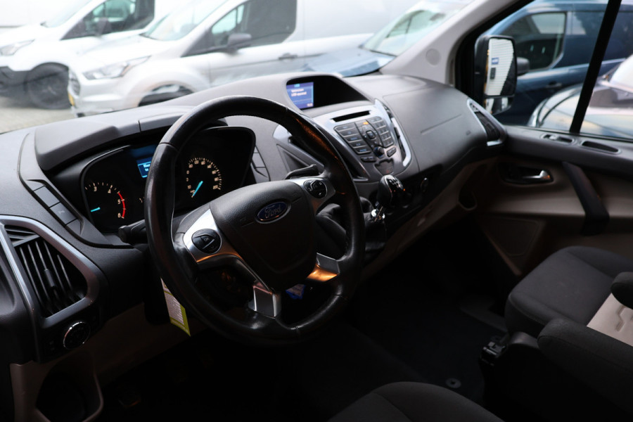 Ford Transit Custom 290 2.0 TDCI 170 PK L2H1 Limited DC | Navigatie | Camera | Stoelverwarming | PDC V+A | Trekhaak | Airco | 5-Zitter | Trekhaak | Nieuwe Turbo | Nieuwe APK | NAP Logisch