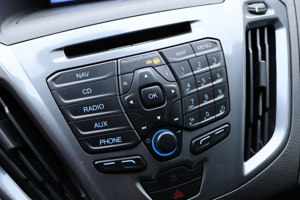 Ford Transit Custom 290 2.0 TDCI 170 PK L2H1 Limited DC | Navigatie | Camera | Stoelverwarming | PDC V+A | Trekhaak | Airco | 5-Zitter | Trekhaak | Nieuwe Turbo | Nieuwe APK | NAP Logisch