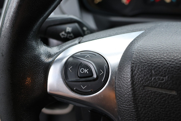 Ford Transit Custom 290 2.0 TDCI 170 PK L2H1 Limited DC | Navigatie | Camera | Stoelverwarming | PDC V+A | Trekhaak | Airco | 5-Zitter | Trekhaak | Nieuwe Turbo | Nieuwe APK | NAP Logisch