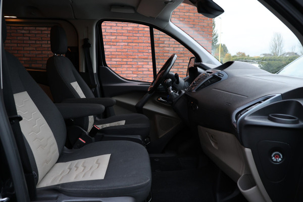 Ford Transit Custom 290 2.0 TDCI 170 PK L2H1 Limited DC | Navigatie | Camera | Stoelverwarming | PDC V+A | Trekhaak | Airco | 5-Zitter | Trekhaak | Nieuwe Turbo | Nieuwe APK | NAP Logisch