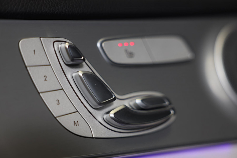 Mercedes-Benz GLC 200 AMG 63 Look / Designo Interieur / Elek Stoelen / Memory / Leder / Open Pano / 360 Camera / 21 Inch Mercedes-Benz GLC 200 AMG 63 Look / Designo Interieur / Elek Stoelen / Memory / Leder / Open Pano / 360 Camera / 21 Inch