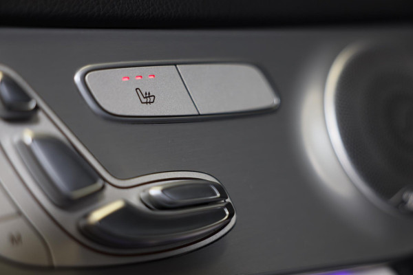Mercedes-Benz GLC 200 AMG 63 Look / Designo Interieur / Elek Stoelen / Memory / Leder / Open Pano / 360 Camera / 21 Inch Mercedes-Benz GLC 200 AMG 63 Look / Designo Interieur / Elek Stoelen / Memory / Leder / Open Pano / 360 Camera / 21 Inch