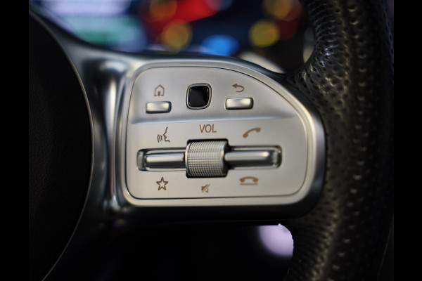 Mercedes-Benz GLC 200 AMG 63 Look / Designo Interieur / Elek Stoelen / Memory / Leder / Open Pano / 360 Camera / 21 Inch Mercedes-Benz GLC 200 AMG 63 Look / Designo Interieur / Elek Stoelen / Memory / Leder / Open Pano / 360 Camera / 21 Inch