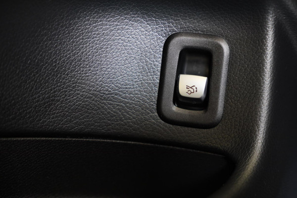 Mercedes-Benz GLC 200 AMG 63 Look / Designo Interieur / Elek Stoelen / Memory / Leder / Open Pano / 360 Camera / 21 Inch Mercedes-Benz GLC 200 AMG 63 Look / Designo Interieur / Elek Stoelen / Memory / Leder / Open Pano / 360 Camera / 21 Inch