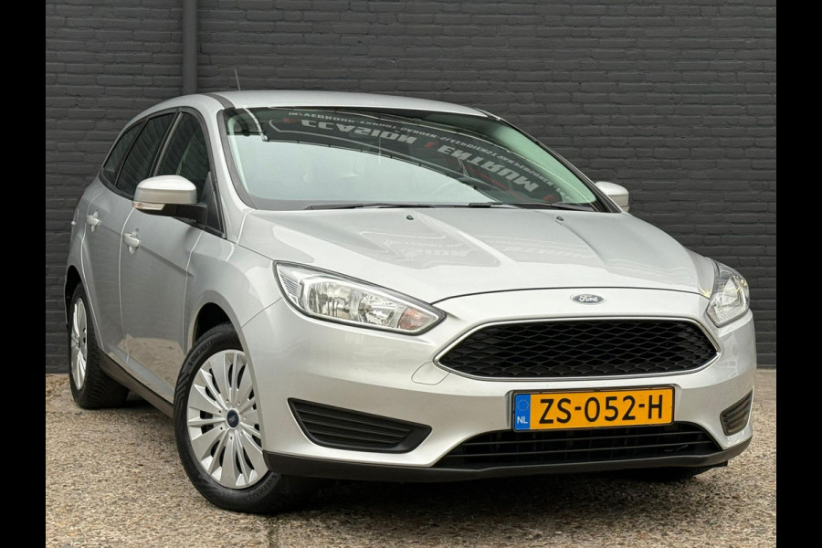 Ford FOCUS Wagon 1.0 Lease Edition AIRCO | CRUISE | NAVI | PDC | NWE APK Ford FOCUS Wagon 1.0 Lease Edition AIRCO | CRUISE | NAVI | PDC | NWE APK