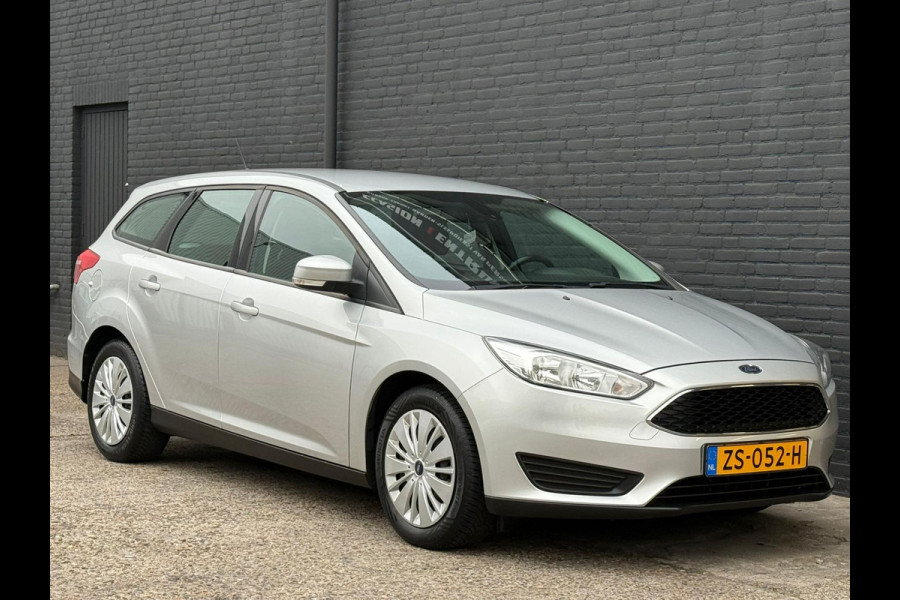 Ford FOCUS Wagon 1.0 Lease Edition AIRCO | CRUISE | NAVI | PDC | NWE APK Ford FOCUS Wagon 1.0 Lease Edition AIRCO | CRUISE | NAVI | PDC | NWE APK
