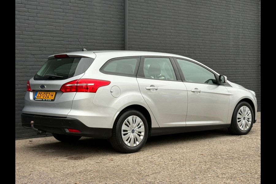 Ford FOCUS Wagon 1.0 Lease Edition AIRCO | CRUISE | NAVI | PDC | NWE APK Ford FOCUS Wagon 1.0 Lease Edition AIRCO | CRUISE | NAVI | PDC | NWE APK