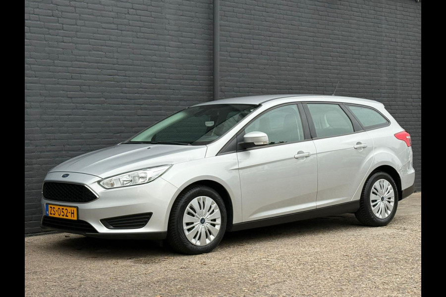 Ford FOCUS Wagon 1.0 Lease Edition AIRCO | CRUISE | NAVI | PDC | NWE APK Ford FOCUS Wagon 1.0 Lease Edition AIRCO | CRUISE | NAVI | PDC | NWE APK