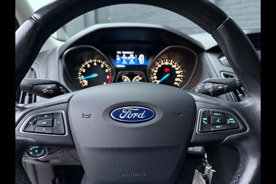 Ford FOCUS Wagon 1.0 Lease Edition AIRCO | CRUISE | NAVI | PDC | NWE APK Ford FOCUS Wagon 1.0 Lease Edition AIRCO | CRUISE | NAVI | PDC | NWE APK