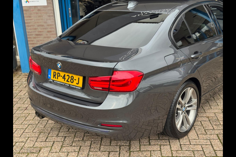 BMW 3-serie 320d M-Pakket High Executive 2018 AUT NAVI DAK!