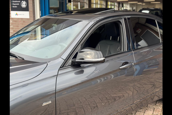BMW 3-serie 320d M-Pakket High Executive 2018 AUT NAVI DAK!