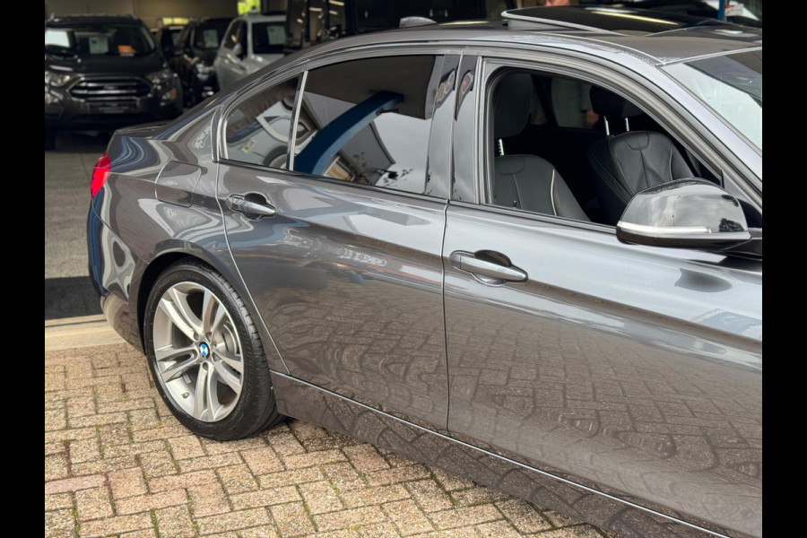 BMW 3-serie 320d M-Pakket High Executive 2018 AUT NAVI DAK!